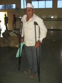 Disabledpersonwithcrutches