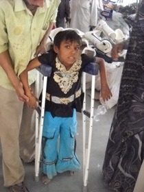 Disabledpersonwithcrutches