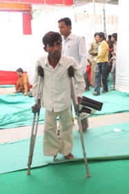 Disabledpersonwithcrutches