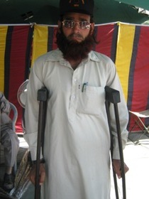 Disabledpersonwithcrutches