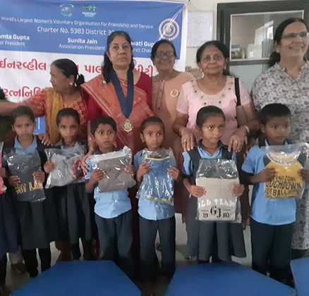 Distribution of Garments